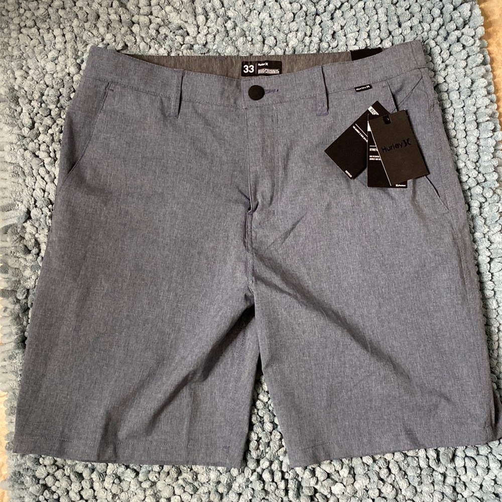 Mens Hurley shorts, sz 33, 20” length. NWT